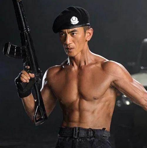 那位明星有肌肉,探寻健身狂潮中的明星力量